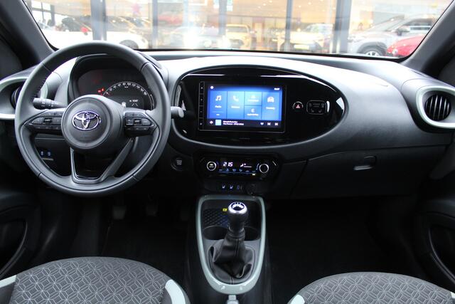 Toyota AYGO X 1.0 VVT-i MT Envy | Rijklaar | Stoelverw. | Apple/Android | Parkeersens. v+a | Keyless | Camera