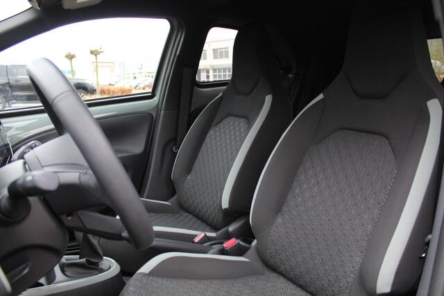 Toyota AYGO X 1.0 VVT-i MT Envy | Rijklaar | Stoelverw. | Apple/Android | Parkeersens. v+a | Keyless | Camera