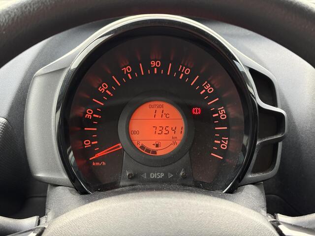 Toyota AYGO 1.0 VVT-i x-fun **AIRCO/ BLUETOOTH/ BEGRENZER/ 36 MAANDEN GARANTIE**