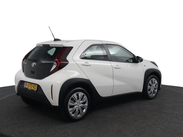 Toyota AYGO X 1.0 VVT-i MT Play | Eerste Eigenaar | Adaptieve Cruise Control | Achteruitrijcamera | Apple Carplay | Android Auto |