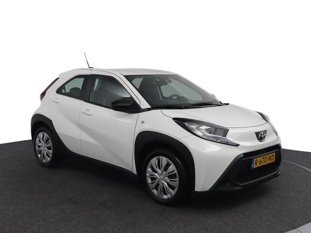 Toyota AYGO X 1.0 VVT-i MT Play | Eerste Eigenaar | Adaptieve Cruise Control | Achteruitrijcamera | Apple Carplay | Android Auto |