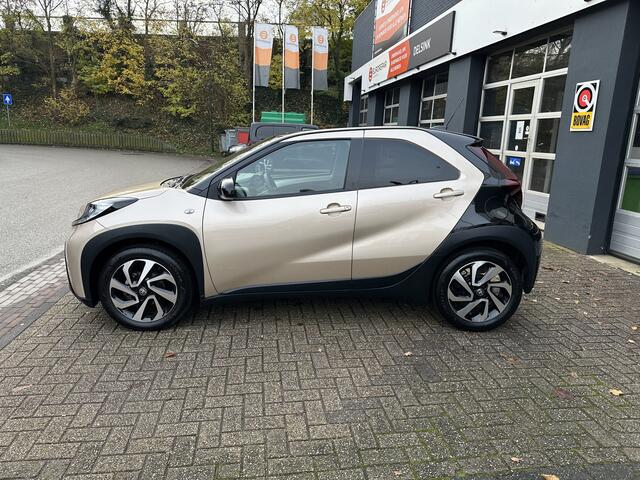 Toyota AYGO X 1.0 VVT-i MT Pulse All-in Prijs Airco/Camera/Stoelverwarming/Apple Carplay, Android Auto/Cruise/Two-tone Eurorepar