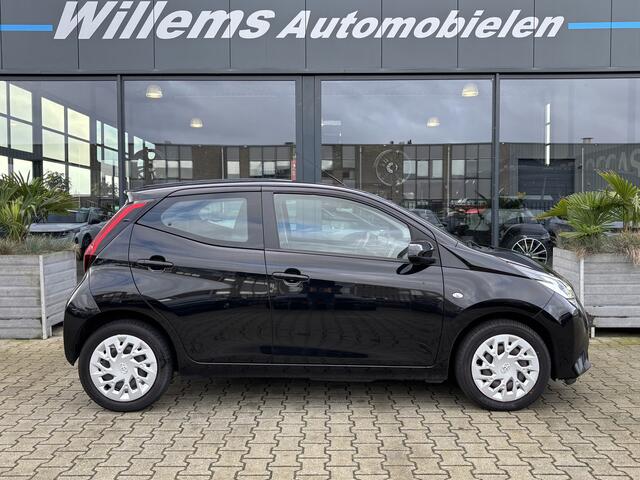 Toyota AYGO 1.0 VVT-i x-play App-Connect, Airco & Elektrische Ramen