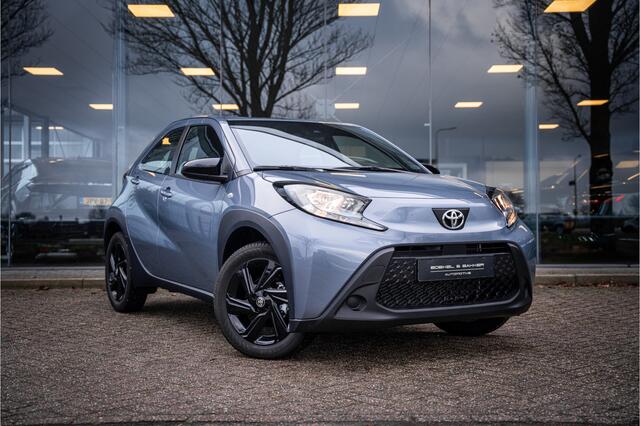 Toyota AYGO X 1.0 VVT-i S-CVT Play ** Two-tone ** Navigatie ** Camera