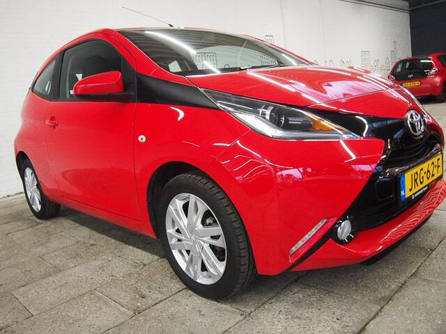 Toyota AYGO 1.0 VVT-i x-play Camera (APK:Nieuw) Incl.Garantie