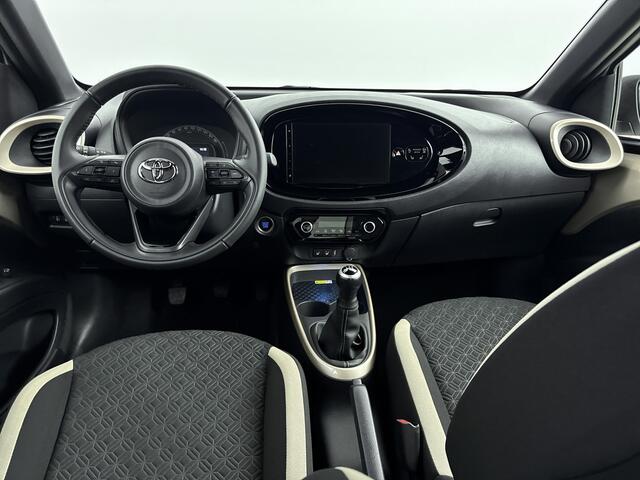 Toyota AYGO X 1.0 VVT-i MT Envy Limited | Parkeersensoren V+A | Keyless Entry/Start | Apple Carplay -/ Android Auto |