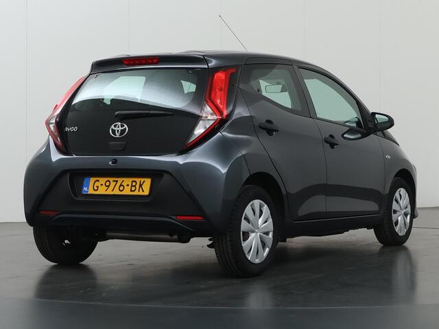 Toyota AYGO 1.0 VVT-i x-fun | Airco | Bluetooth | Radio |
