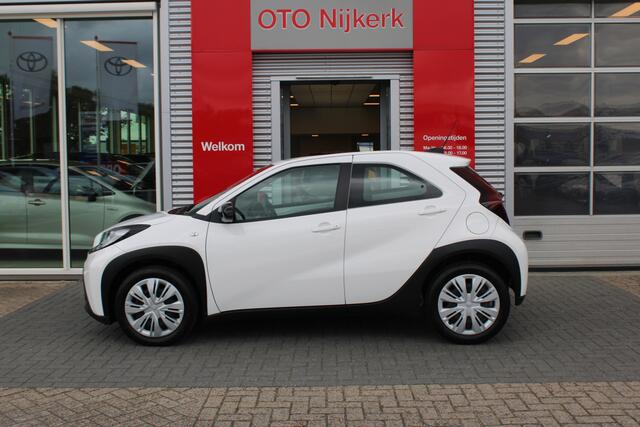 Toyota AYGO X 1.0 VVT-i MT Play