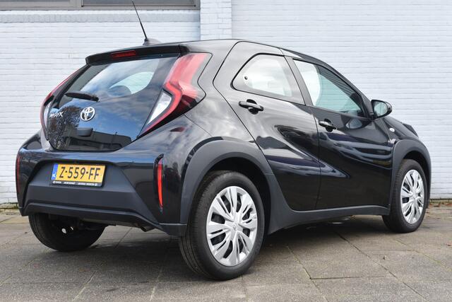 Toyota AYGO X 1.0 VVT-i MT Play 72pk | Apple Carplay/Android Auto | Adaptive Cruise Control |