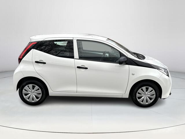 Toyota AYGO 1.0 VVT-i x-fun