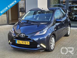toyota-aygo-1.0-vvt-i-x-nav-automaa