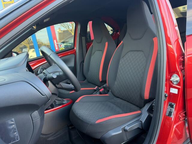 Toyota AYGO 1.0 VVT-I S-CVT Pulse Navi Carplay Camera Led Airco(ECC)