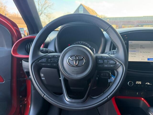 Toyota AYGO 1.0 VVT-I S-CVT Pulse Navi Carplay Camera Led Airco(ECC)