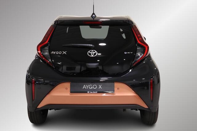 Toyota AYGO X Hybrid 115 pulse, Maart 2026, Sensoren, Apple Carplay/Android Auto, Camera, Cruise & Climate control!