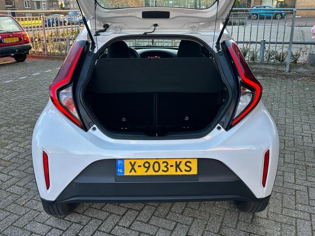 Toyota AYGO 1.0 VVT-I MT PLAY Airco Camera Cruise