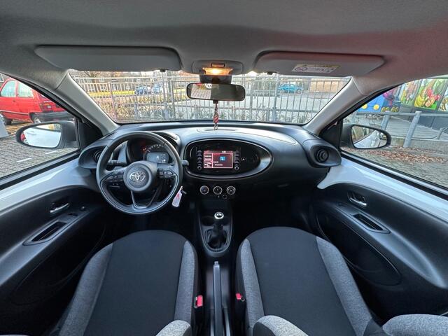 Toyota AYGO 1.0 VVT-I MT PLAY Airco Camera Cruise