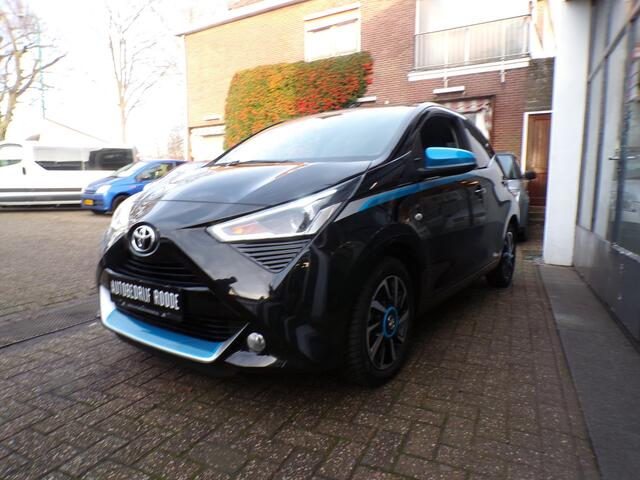 Toyota AYGO 1.0 VVT-i 5-Drs Bleu One UNIEK,LEDER ,CAMERA!