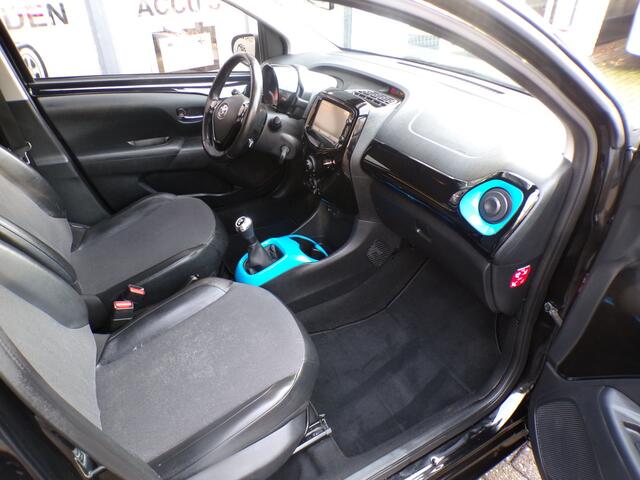 Toyota AYGO 1.0 VVT-i 5-Drs Bleu One UNIEK,LEDER ,CAMERA!