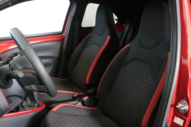 Toyota AYGO X 1.0 VVT-i MT Pulse, Desingpack