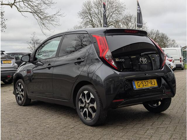 Toyota AYGO 1.0 VVT-i x-cite | 1e eigenaar | Dealer OH | Climate control | Camera | Apple Carplay / Android Auto