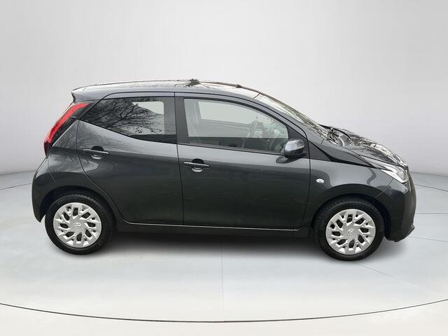 Toyota AYGO 1.0 VVT-i x-play