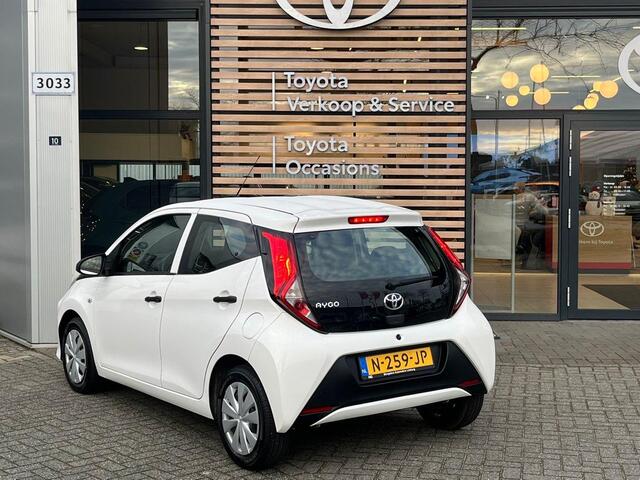 Toyota AYGO 1.0 VVT-i x-fun