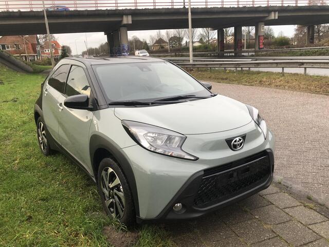 Toyota AYGO X 1.0 VVT-i S-CVT Pulse AIRCO|APPLE/ANDROID|CAMERA|17"