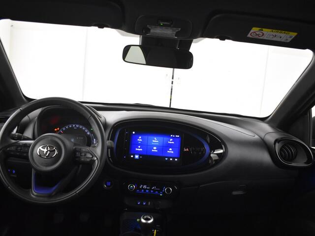 Toyota AYGO X 1.0 VVT-i MT Pulse Bi Tone | Parkeersensoren V+A | Stoelverwarmi
