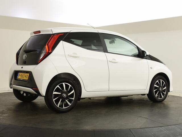Toyota AYGO 1.0 VVT-i x-cite | Carplay | Climate Control | LM Velgen