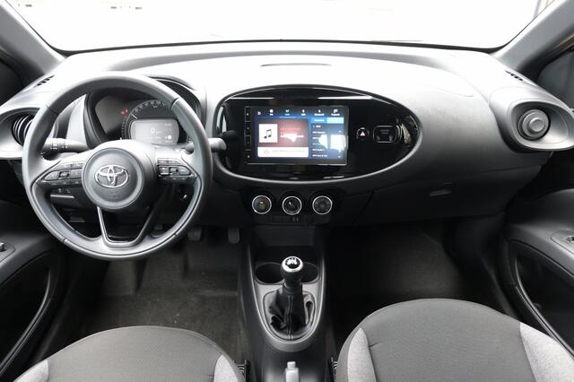 Toyota AYGO X 1.0 VVT-i 72PK MT Play | Apple Carplay & Android Auto | 4.2" mul