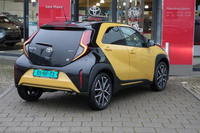 Toyota AYGO X Hybrid 115 GR Sport | JBL Premium Sound System | Apple Carplay /