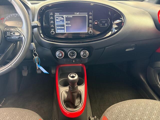 Toyota AYGO X | CAMERA | SMART CRUISE CONT 1.0 VVT-i MT Play