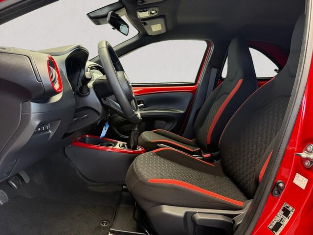 Toyota AYGO X | CAMERA | SMART CRUISE CONT 1.0 VVT-i MT Play