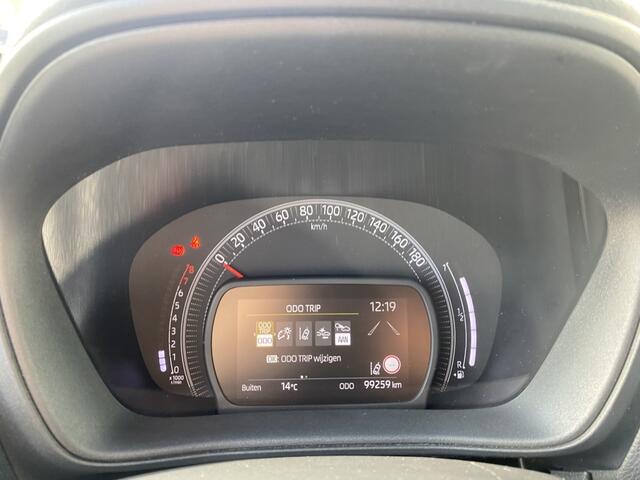 Toyota AYGO X 1.0 VVT-i MT Play