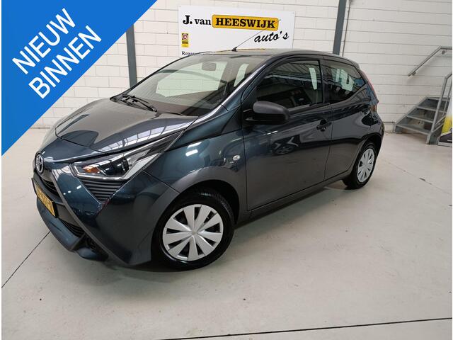 Toyota AYGO 1.0 VVT-i x-fun