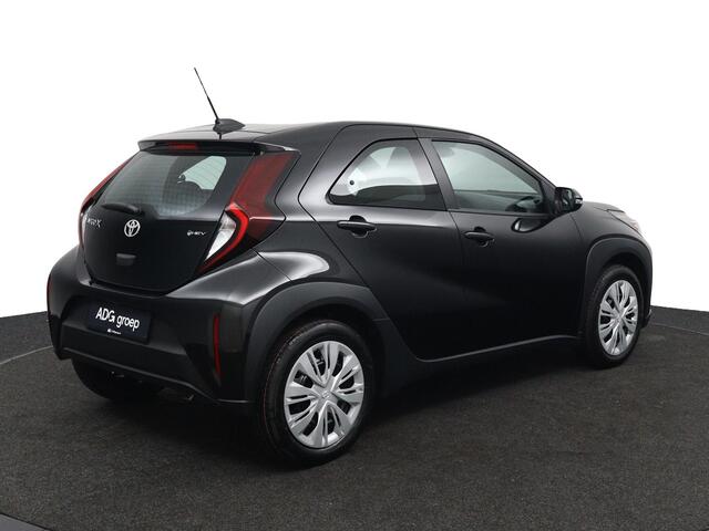 Toyota AYGO X Hybrid 115 play | Automaat | Climate Control | Adaptieve Cruisecontrol | Apple Carplay & Android Auto |