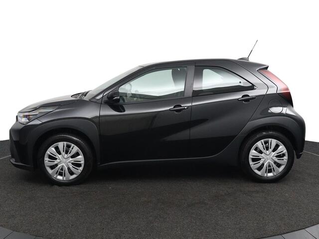 Toyota AYGO X Hybrid 115 play | Automaat | Climate Control | Adaptieve Cruisecontrol | Apple Carplay & Android Auto |