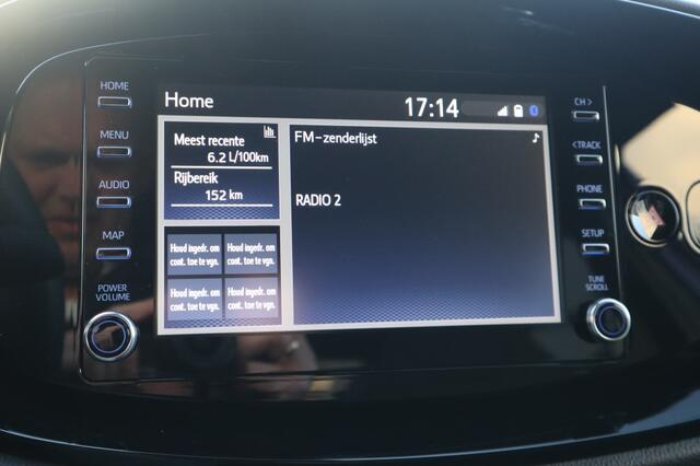 Toyota AYGO X 1.0 CVT Pulse Bi-tone Automaat | AllSeasons | Stoelverwarming