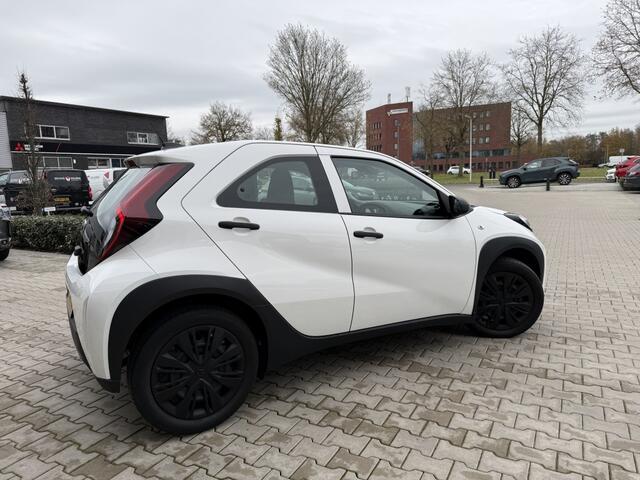 Toyota AYGO X 1.0 VVT-i MT | Apple CarPlay/Android Auto | Adap. Cruise |
