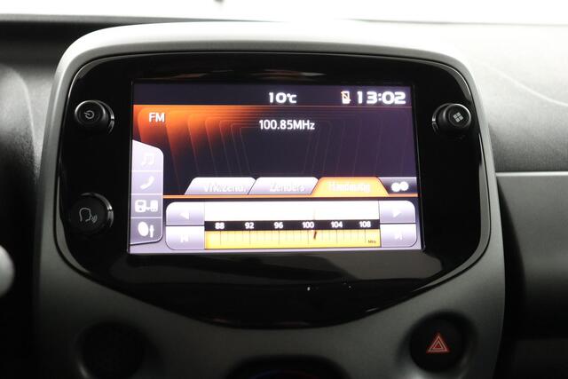 Toyota AYGO 1.0 VVT-i x-play | Apple Carplay/Android Auto | Achteruitrij camera |