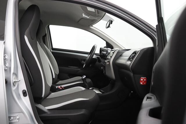 Toyota AYGO 1.0 VVT-i x-nav | Navigatie | Airco | 5-Deurs |