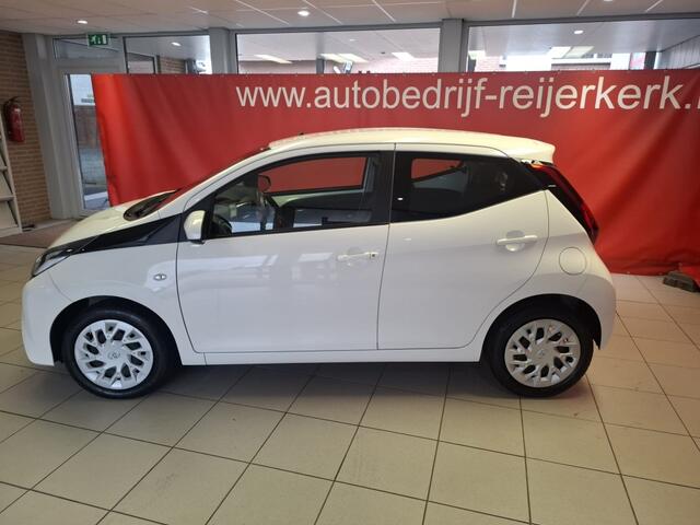 Toyota AYGO 1.0 VVT-i x-play, AUTOMAAT, Bovag garantie