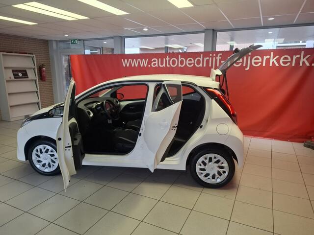Toyota AYGO 1.0 VVT-i x-play, AUTOMAAT, Bovag garantie
