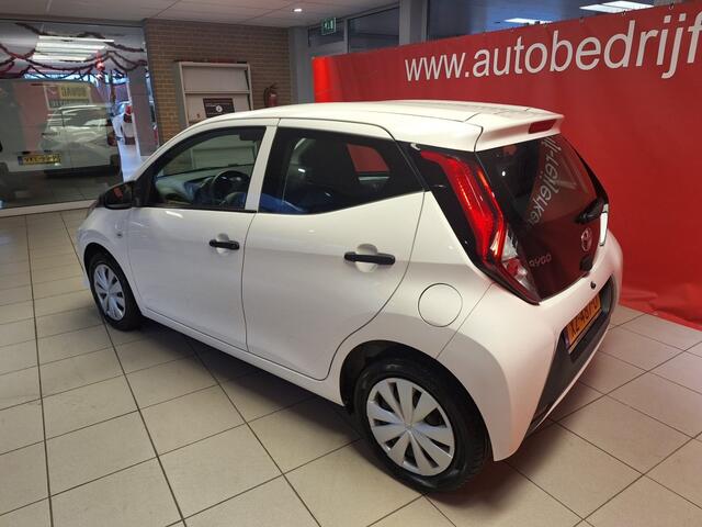 Toyota AYGO 1.0 VVT-i x-fun