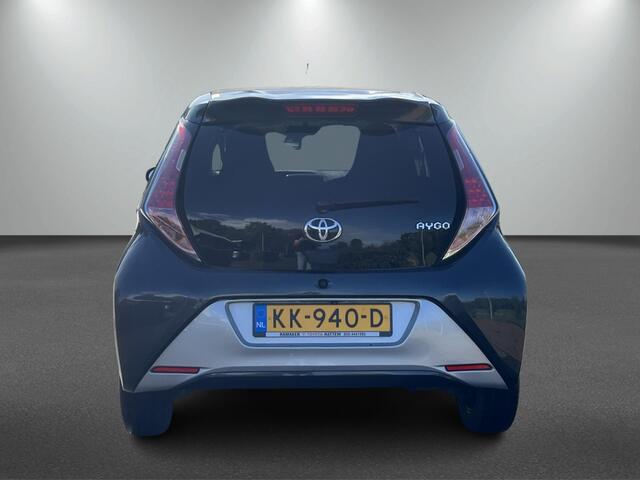 Toyota AYGO 1.0 VVT-i x-clusiv