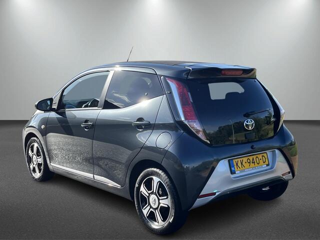 Toyota AYGO 1.0 VVT-i x-clusiv
