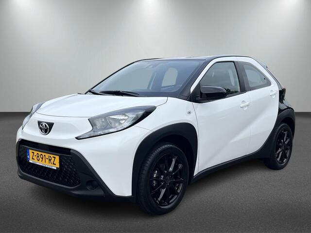 Toyota AYGO X 1.0 VVT-i Play + Ramaker Black Edition
