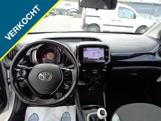Toyota AYGO 1.0 VVT-i x-play,Navi,Camera,Airco
