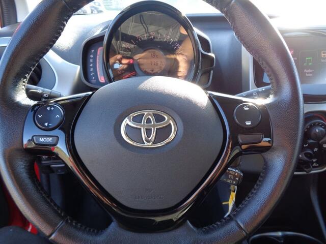 Toyota AYGO 1.0 VVT-i x-play Airco . Camera