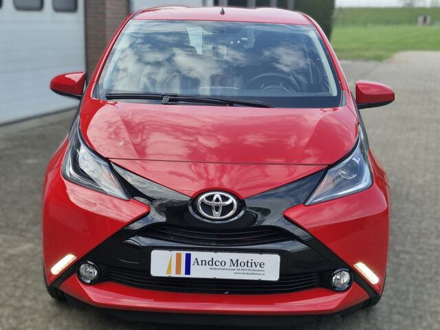Toyota AYGO Automaat 5Drs 1.0 VVT-i x-play-Airco-Carplay-Cruisecontr